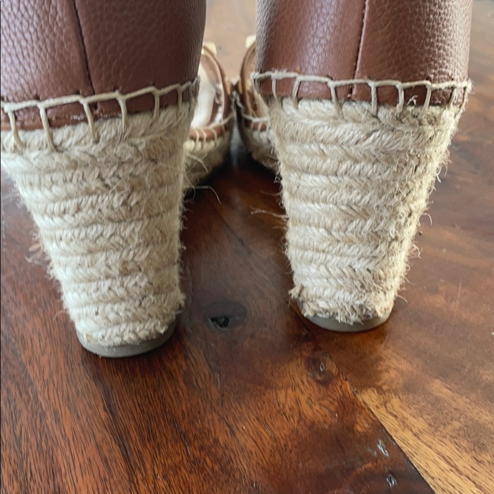 Shoes - Picture 4 of 4
